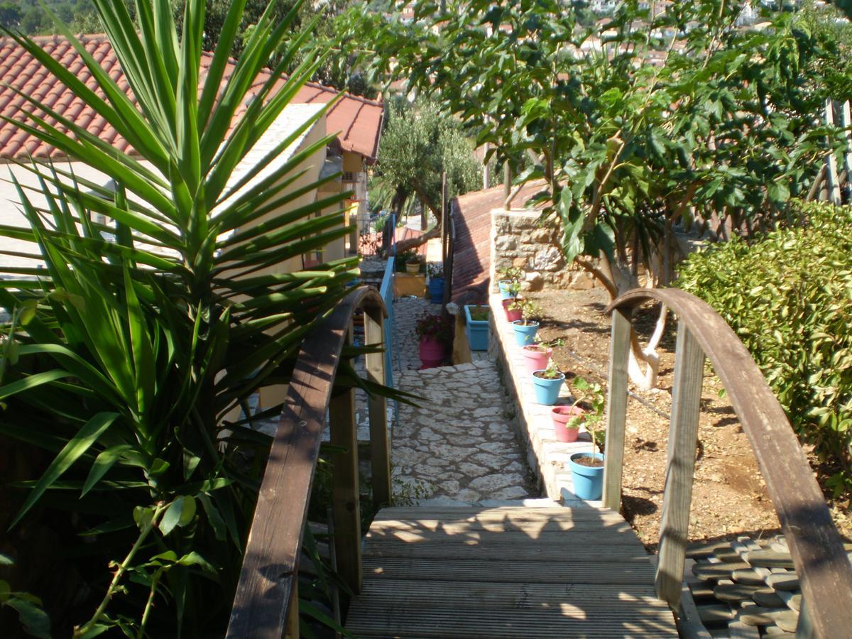 Villa Eleni Vathy  Exteriör bild