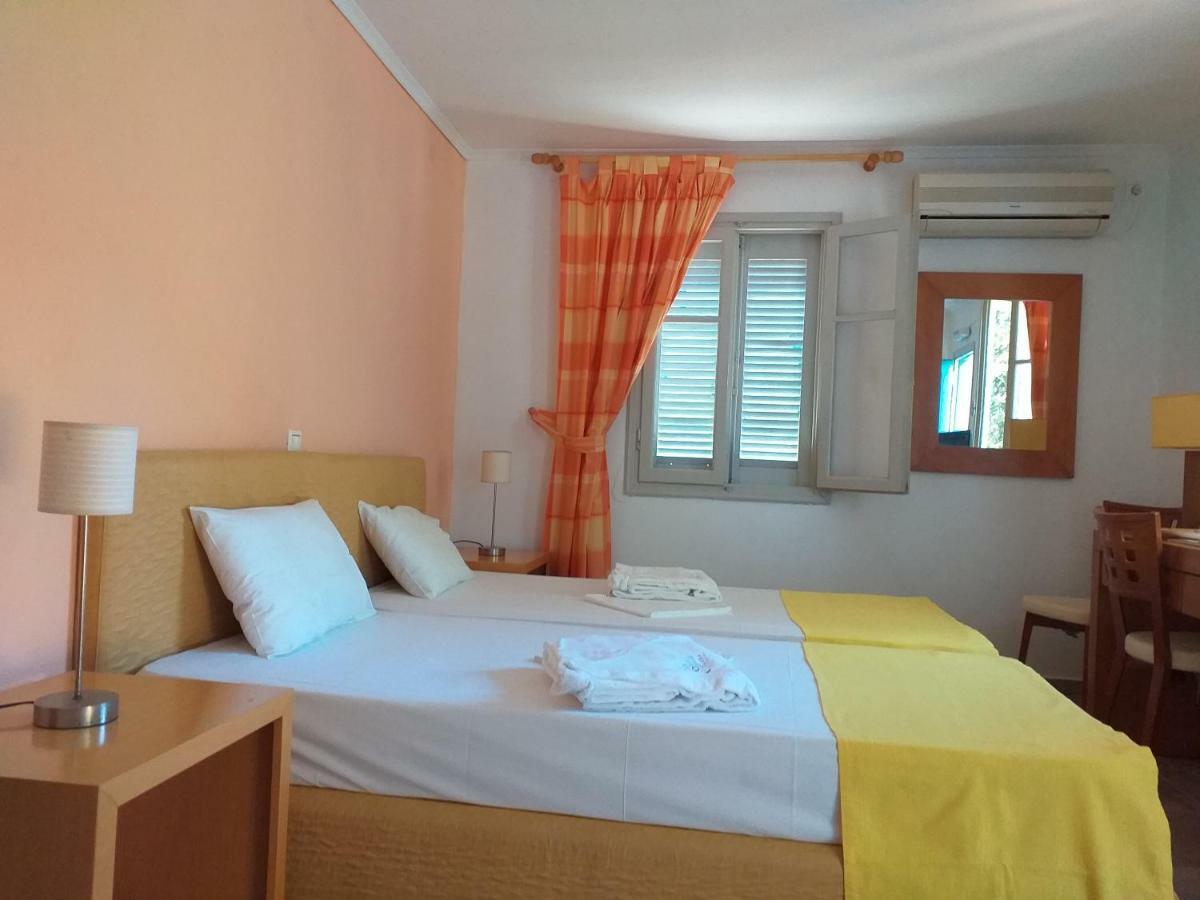 Villa Eleni Vathy  Exteriör bild